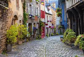 dinan 1