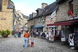 fougeres 1